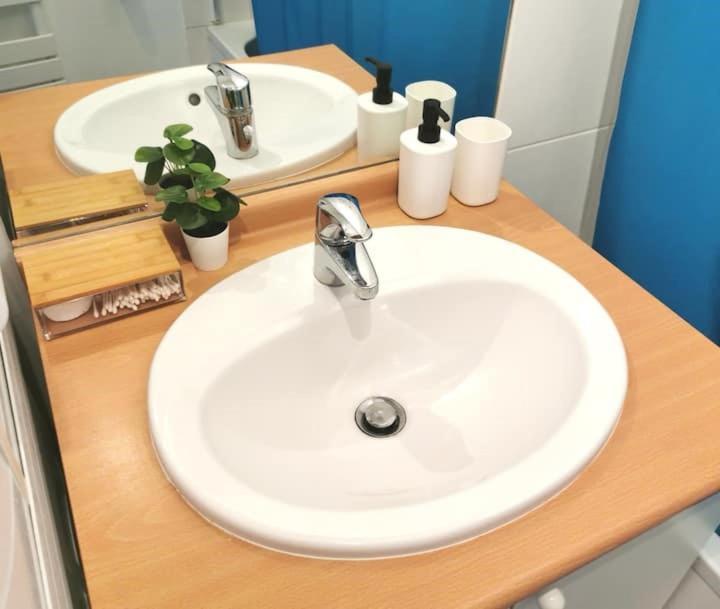 Chic 2Chambres,70M²+Balcon+Parking+Wifi Nantes Kültér fotó